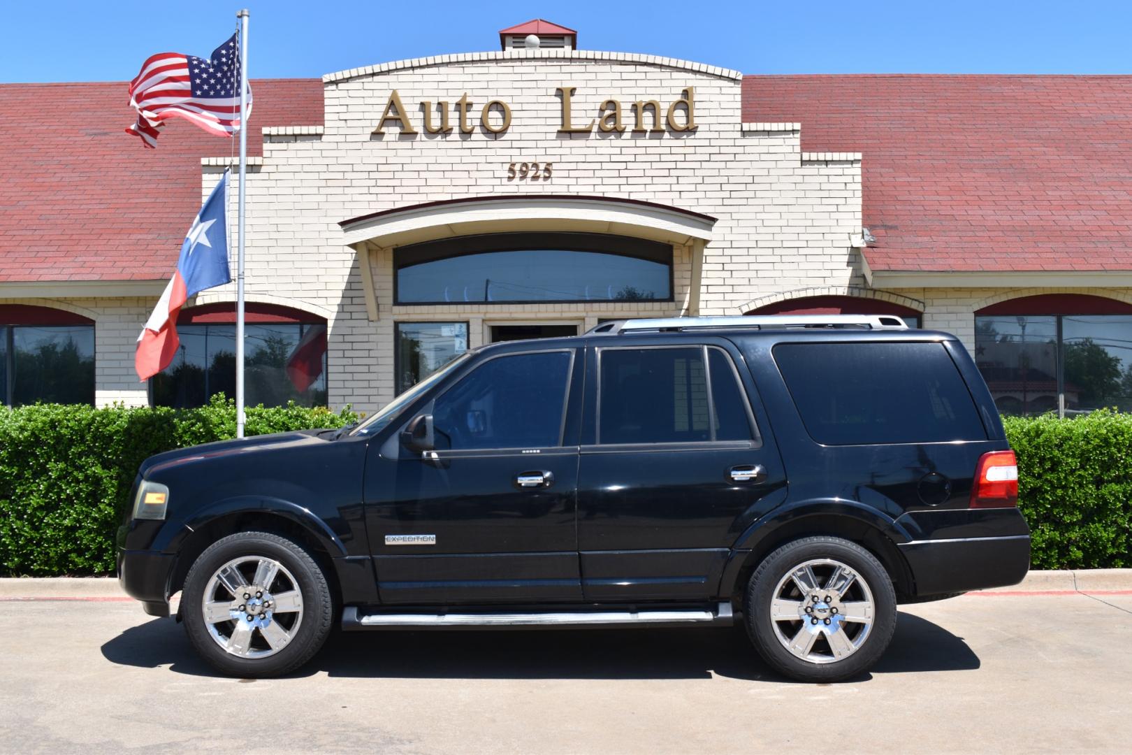 2007 Black /Black Ford Expedition Limited 2WD (1FMFU19577L) with an 5.4L V8 SOHC 16V engine, 6-Speed Automatic Overdrive transmission, located at 5925 E. BELKNAP ST., HALTOM CITY, TX, 76117, (817) 834-4222, 32.803799, -97.259003 - Photo#0